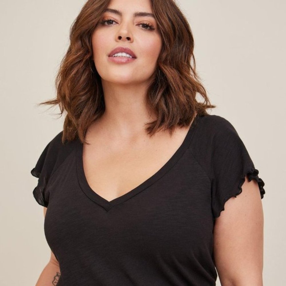 Torrid - Cotton Modal Slub V-Neck Raglan Flutter Sleeve Tee in Deep Black